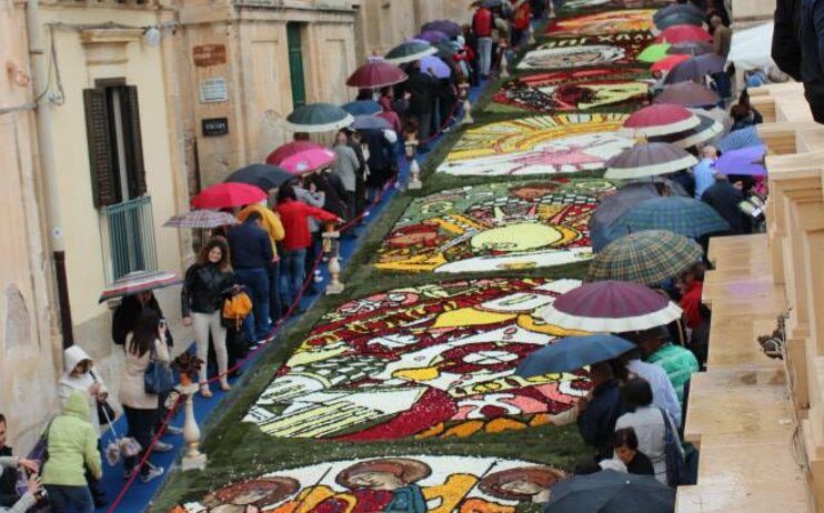 Noto: Infiorata 2014